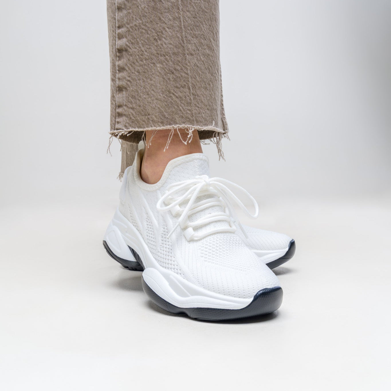 ElevateShoes Sporty