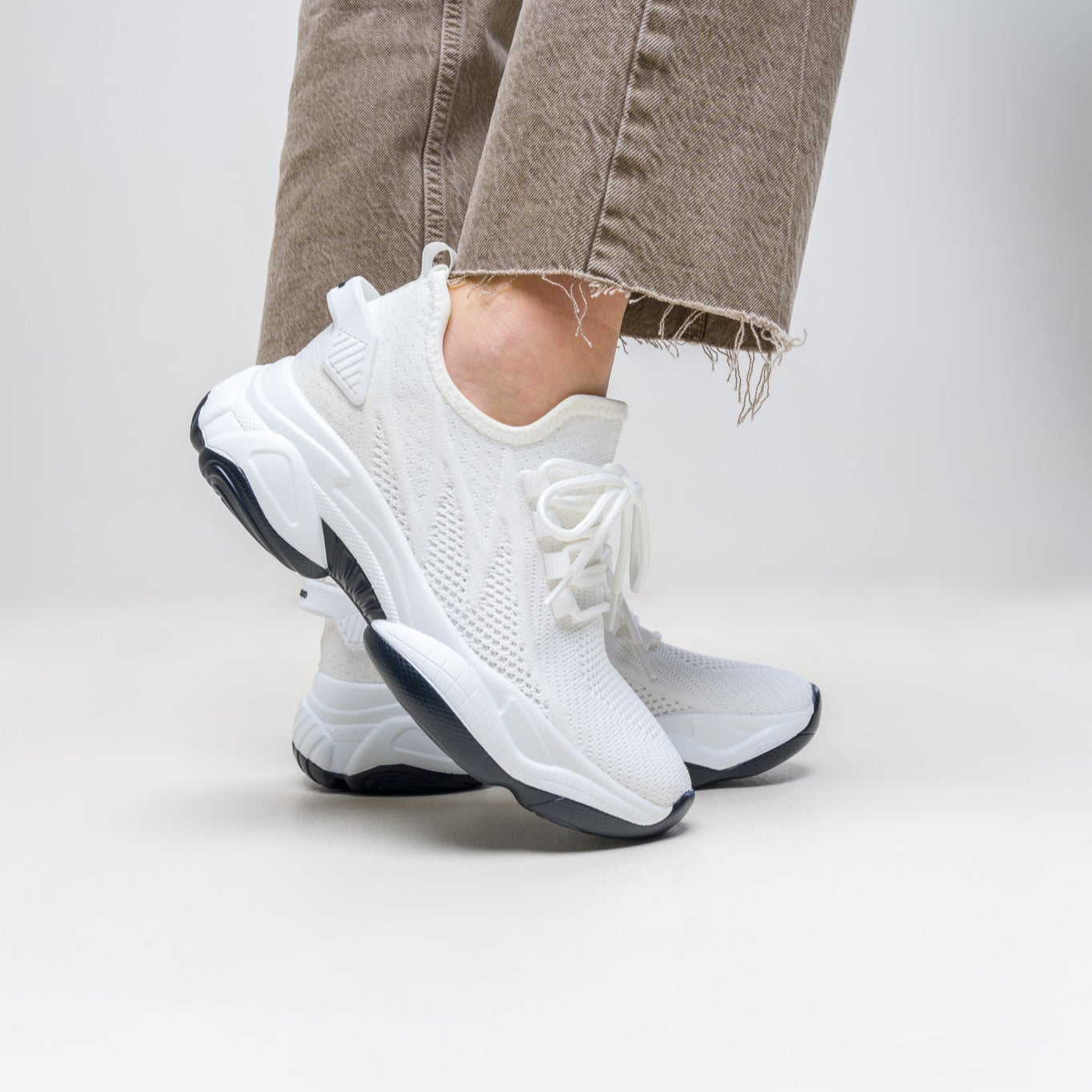 ElevateShoes Sporty